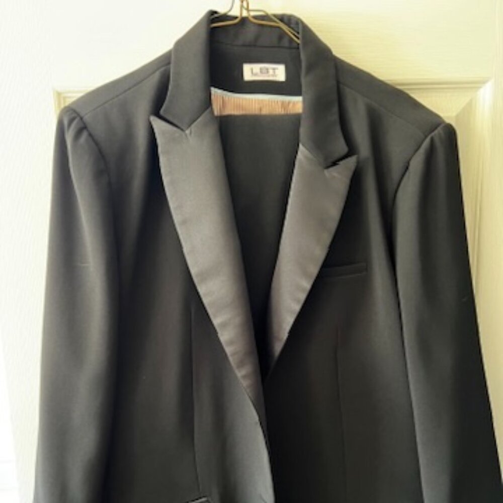 WOMEN's Little Black Tux (Jacket and pants)